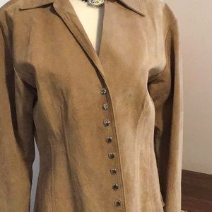 Cold water creek 100% suede jacket.🍇